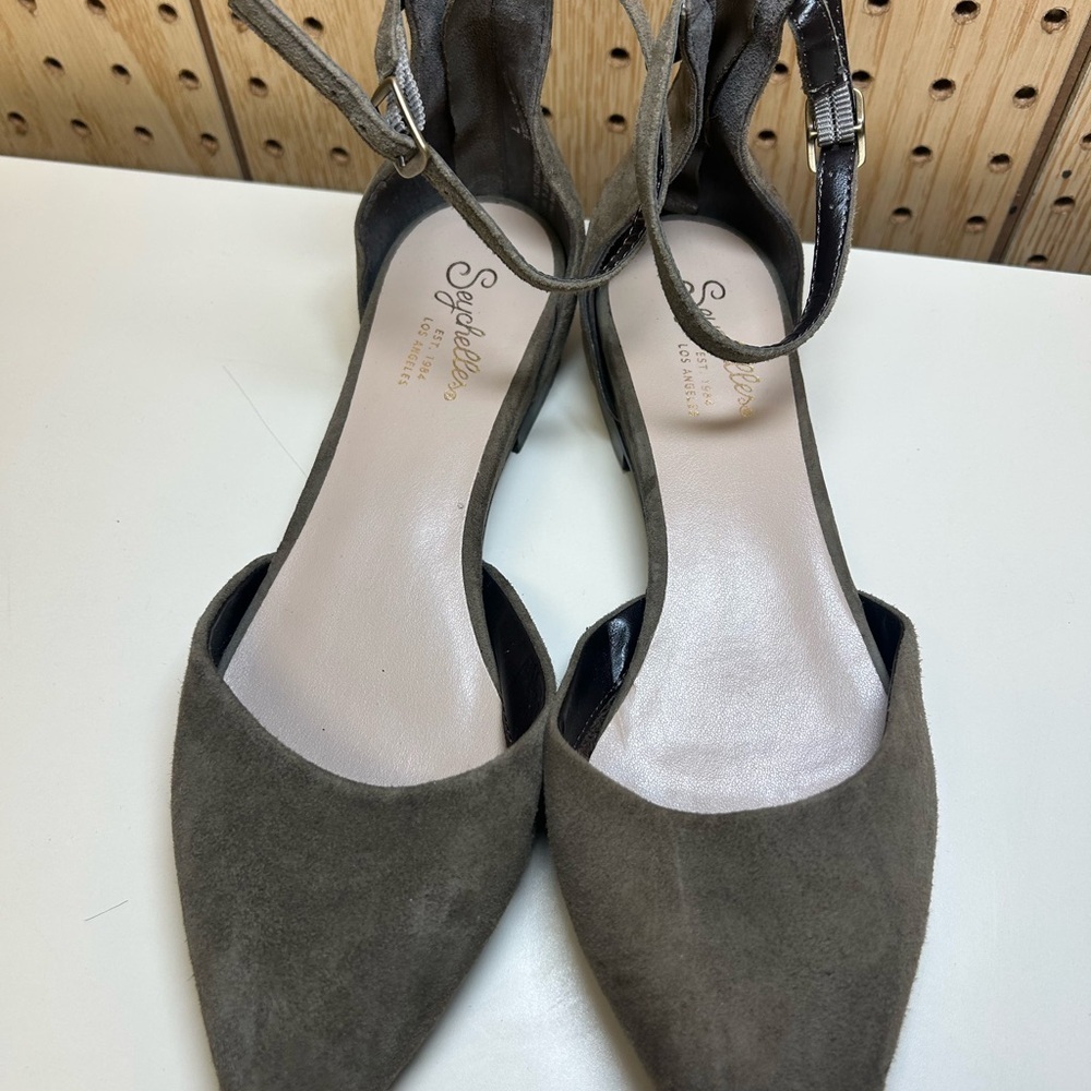 Seychelles Women's Dark Green Suede Heels